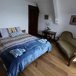 Suzanne Hotel